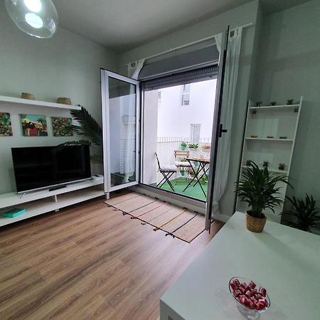 Las Palmas Center - Parking + Wifi Apartment Exterior photo